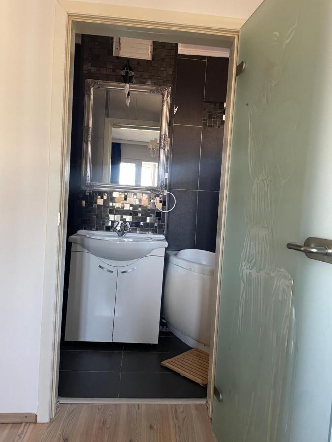 Apartament Cu 3 Dormitoare Jolie.M Apartment Galati Bagian luar foto