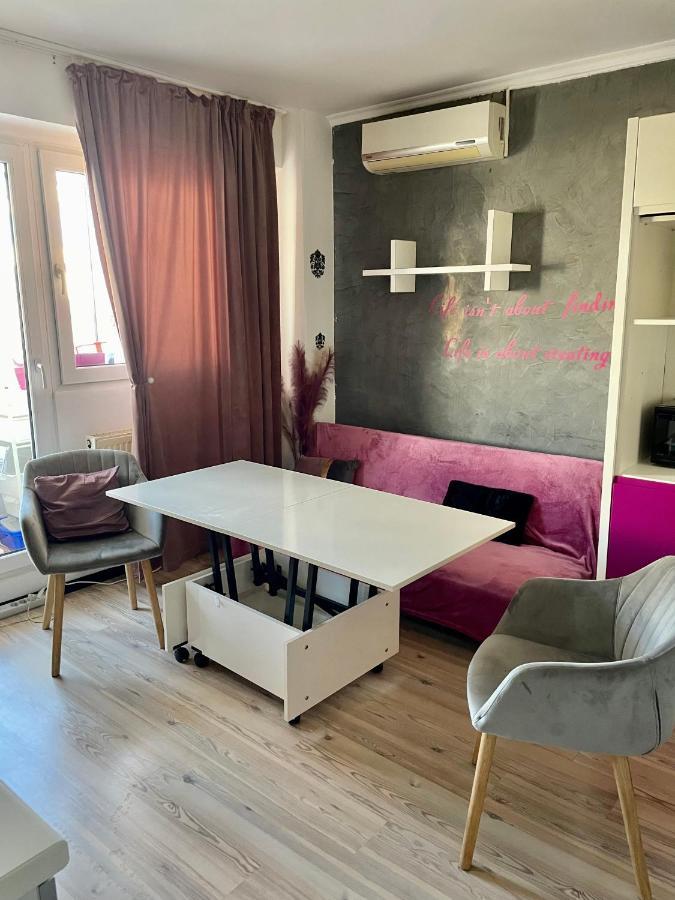 Apartament Cu 3 Dormitoare Jolie.M Apartment Galati Bagian luar foto